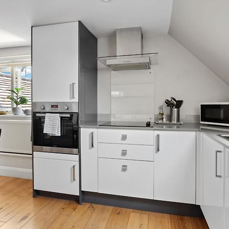 Cosy & Central Brockenhurst Flat, 2Br Buitenkant foto